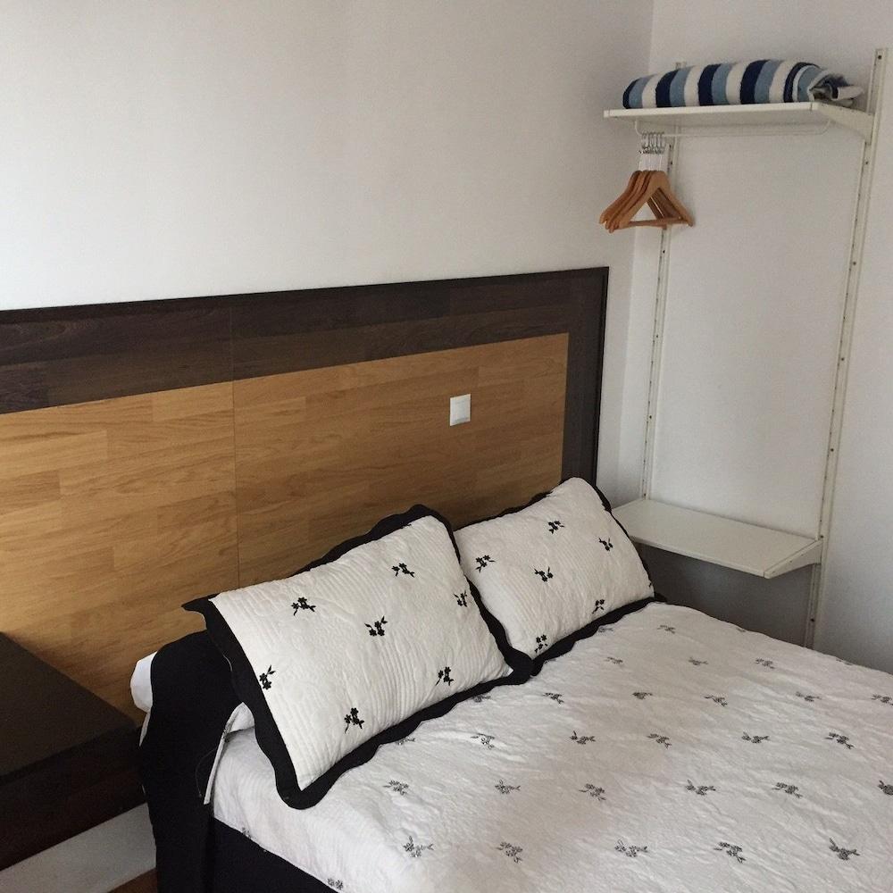 Hostal Alaska Madrid Ngoại thất bức ảnh